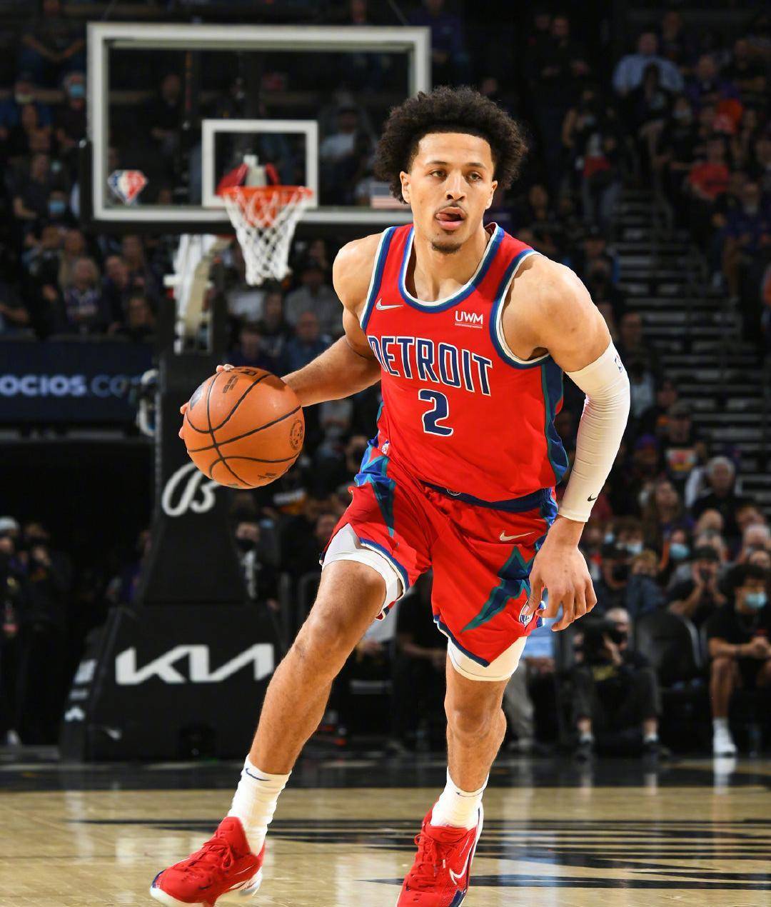 英雄联盟S15竞猜赔率-里程碑夜！丹佛掘金绝杀压哨，CBA季后赛冲刺阶段刷纪录，压力陡增，球探报告显示潜力的简单介绍