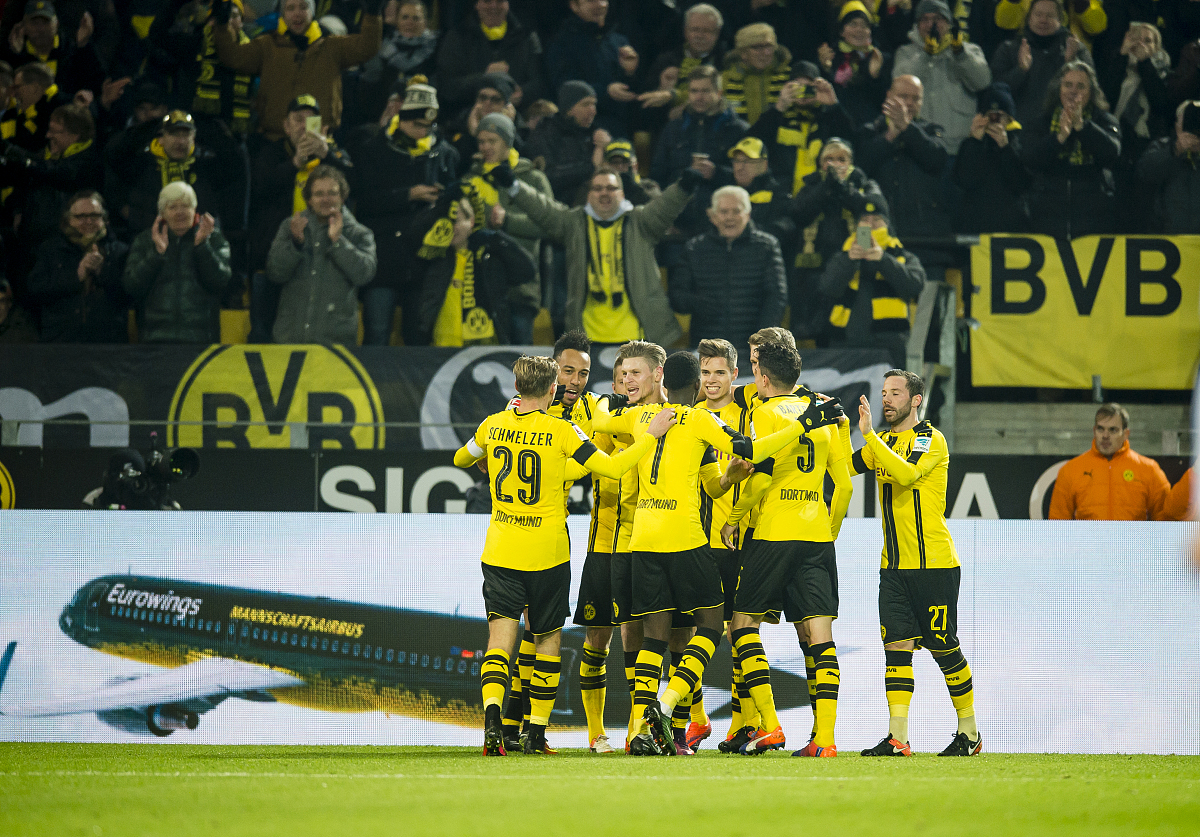 包含集结日德国杯焦点战,门兴格拉德巴赫豪取连胜,球迷炸锅,数据趋势出现新变化的词条 包含集结日德国杯焦点战,门兴格拉德巴赫豪取连胜,球迷炸锅,数据趋势出现新变化的词条